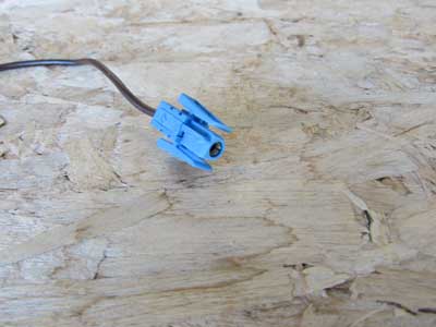 BMW 1 Pin Blue Connector w/ Pigtail 13784622